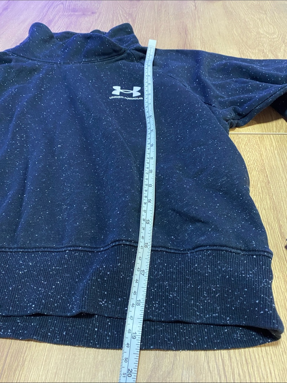 Under Armour Black Speckle Pullover Hoodie with Logo - Picture 4 of 10